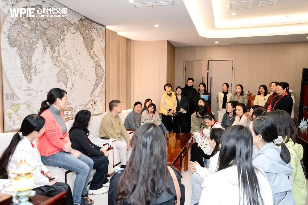 【心身心理学中级班】上有老下有小的中年男人在直播间当场痛哭——王克老师：“一味的善良，只会变成别人的‘血包’！”