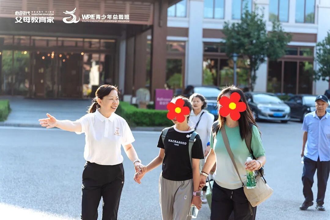 【青少年总裁班】从“不想上”到“还要来”——孙万兰老师看到了什么？