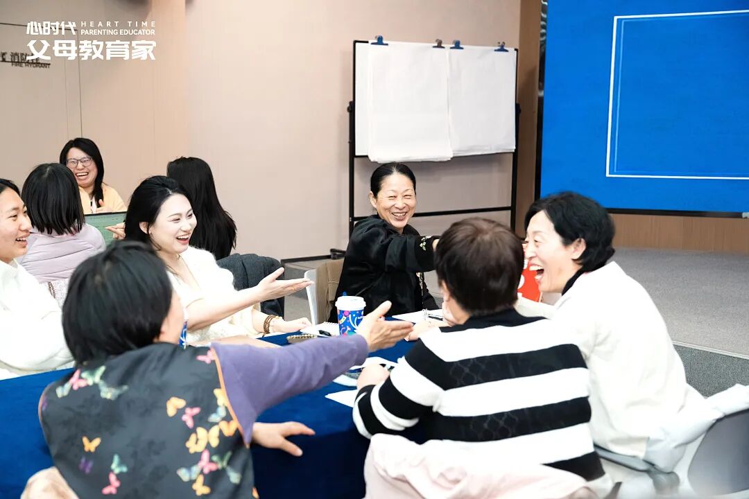 养了十几年的孩子，在她心中我竟不如一个“小混混”？——这届父母到底缺什么？