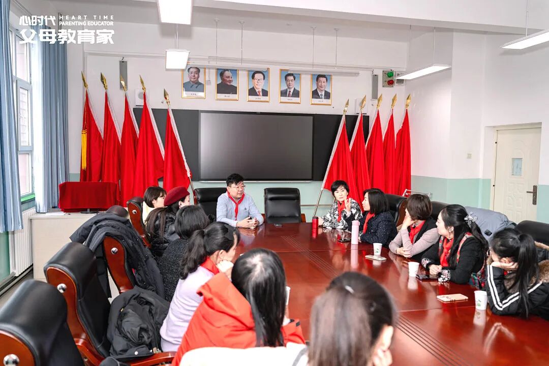 高二男孩因自己长不高而放弃学业？张兆鹏老师：“别劝他上学，先做这件事托住他！”