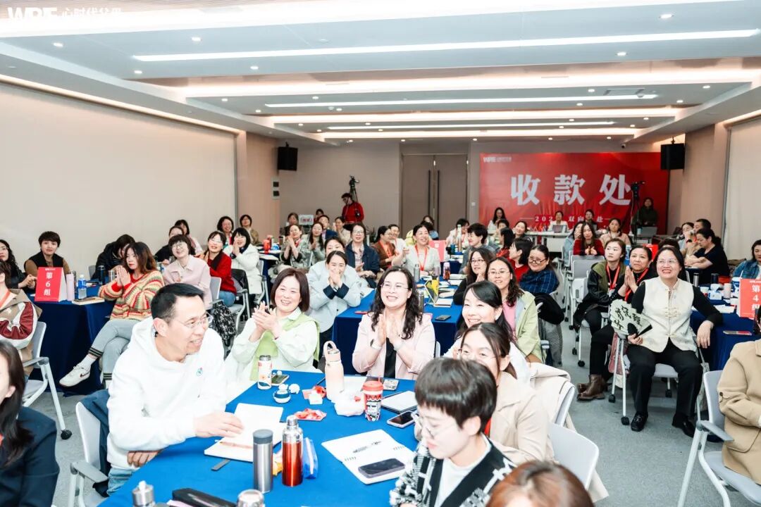 一位单亲妈妈的自白：“我以为我们关系很好，直到上大一的儿子因自残在手臂上缝了五针后……”