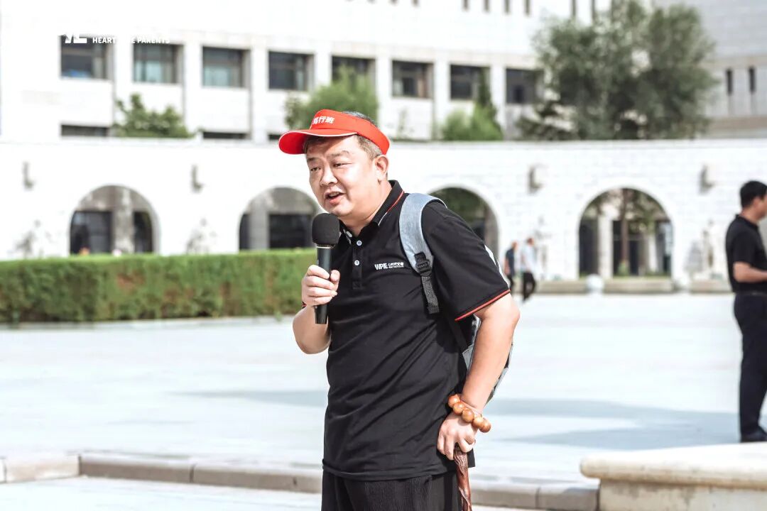 【365全年全家陪伴赢】当孩子说“他们不跟我玩”，父母别急着安慰，真正的狠招只有两个字！