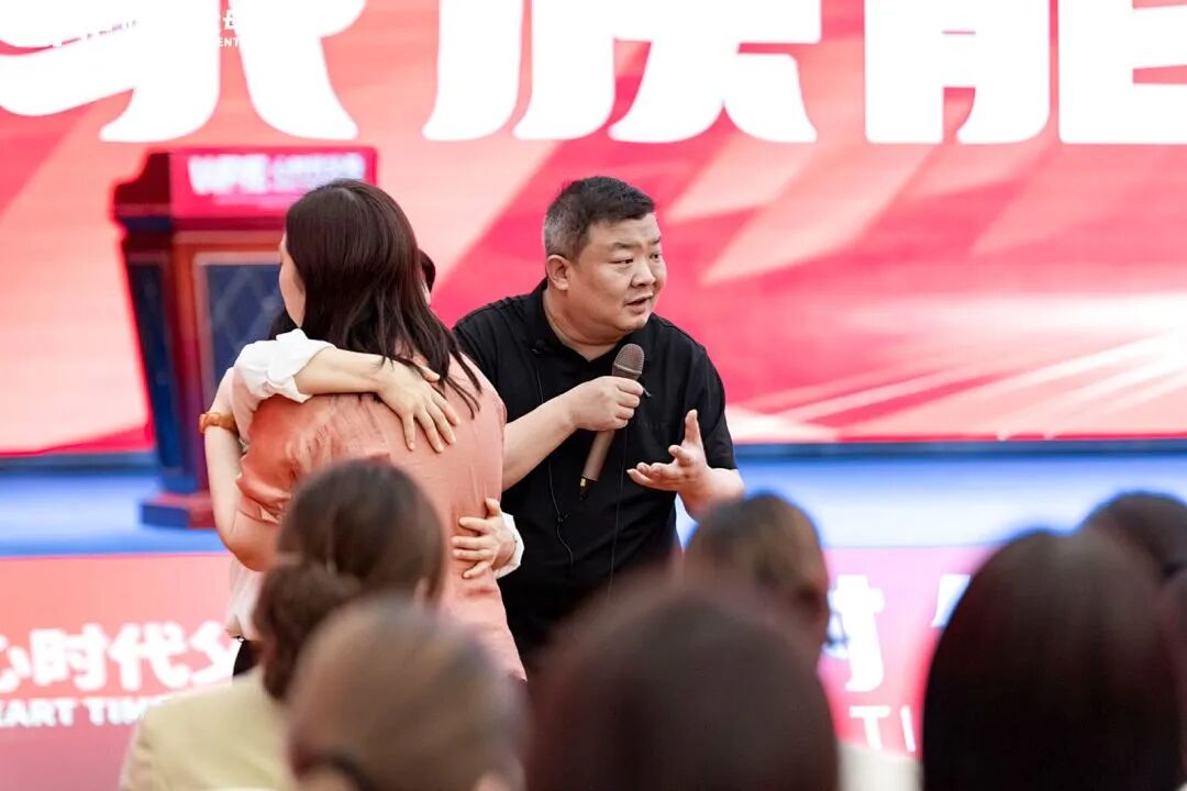 “我恨你！我讨厌上学！我讨厌我的生活！”——当孩子喊出这句话时，父母真的该醒醒了