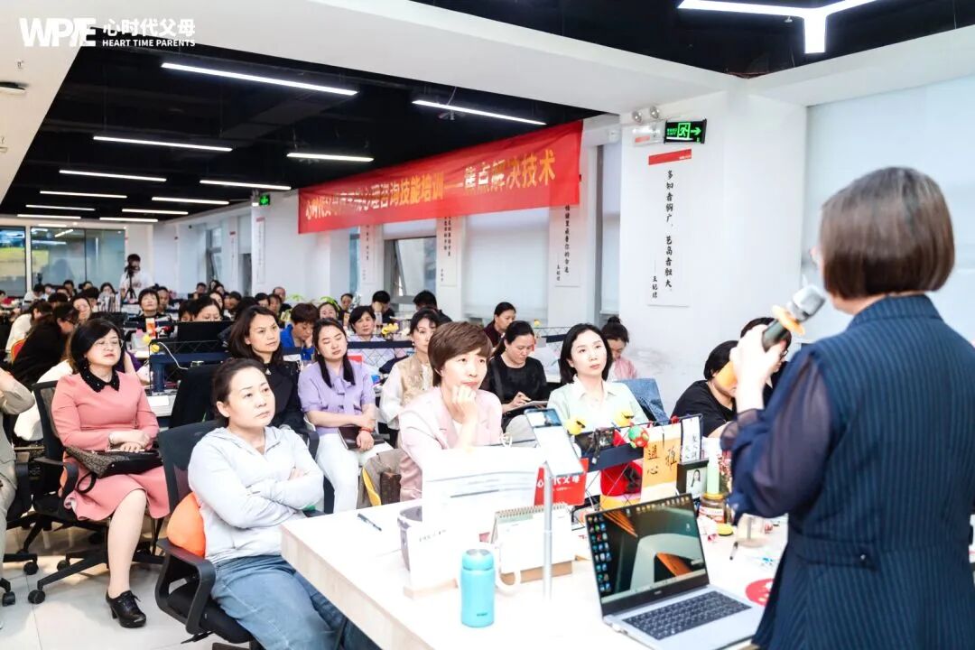 【焦点短程治疗技术】重构语言魅力：先说“语文考80分”，再说“数学考100分”，结果大不相同！