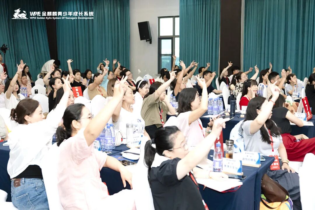 儿子3000米体测跑吐，我却只夸他坚强：直到学会王纪琼院长的“接话技术”后，我才意识到......
