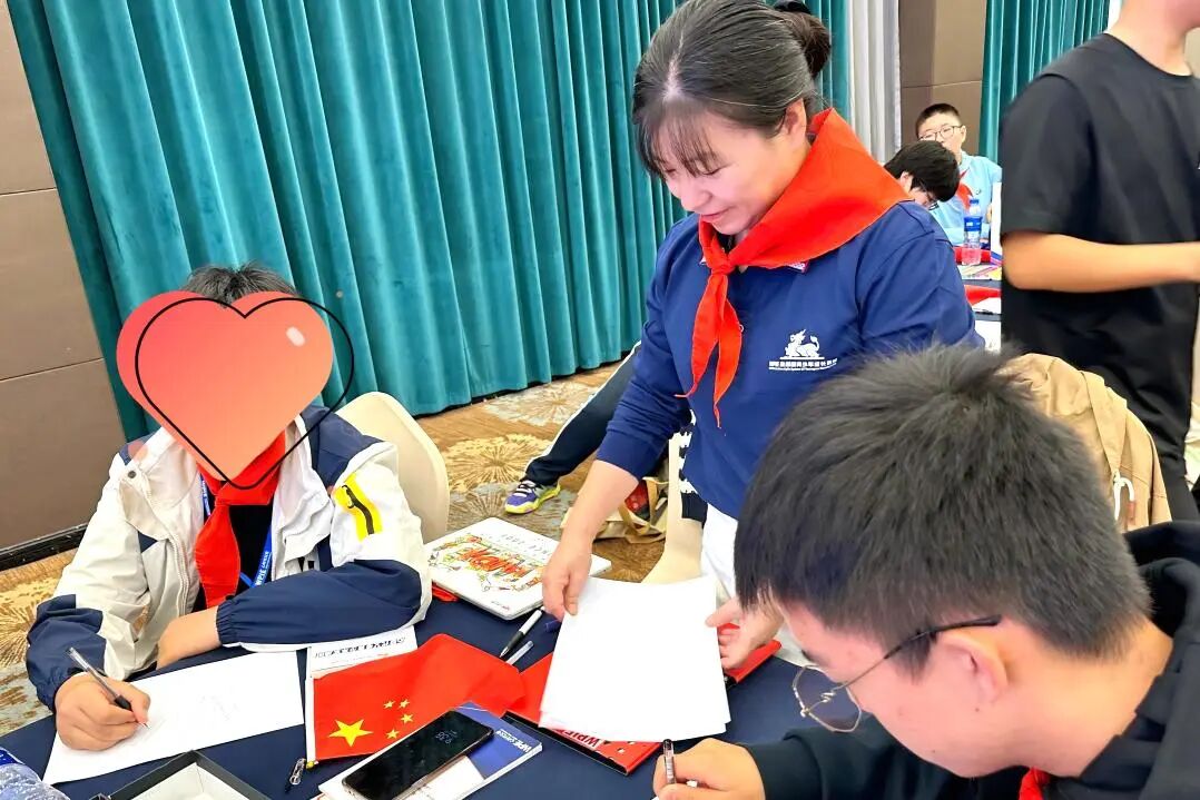 【金麒麟人生导师】冯方瑜老师：“从追星迷妹到年级黑马，一场双向奔赴的成长救赎！”
