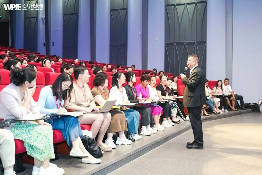 【家庭生态导师班】从学霸到倒数，那个“坠落”的尖子生，戳痛了无数父母的心！