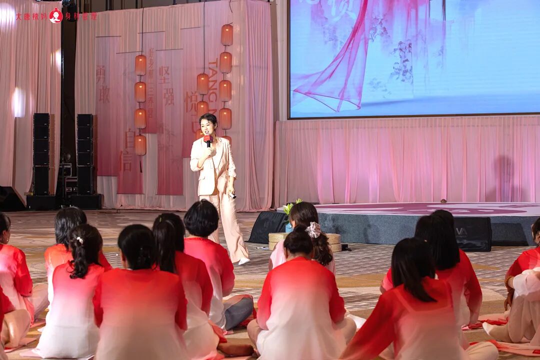 【七日正念瘦身营】是母女，亦是同窗——这门课，凭什么让母女俩为彼此买单？