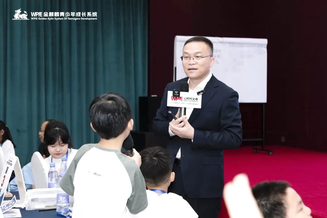一夜白头的父母泣诉：“我养出了学霸，却没教会孩子好好活着......”