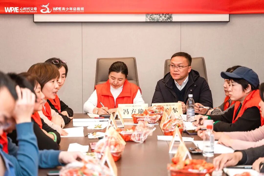 孩子沉迷手机怎么办？断网、打骂真的有用吗？