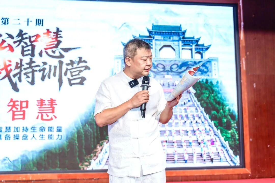 30年前的“坏”孩子，如今身家千万：别急着给孩子下定论，他的未来你想象不到