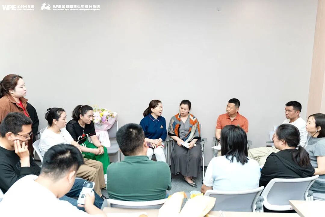 【青少年五大关系课】以前怕老师，如今获得老师信任，全班同学全票通过——这个孩子是怎么做到的？