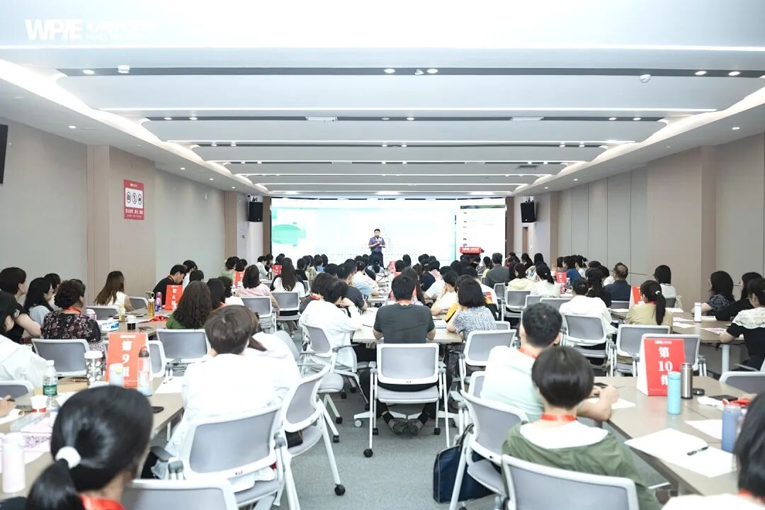 【心身心理学中级班】20岁的儿子凌晨砸门要手机：“我不在了你别难过......”