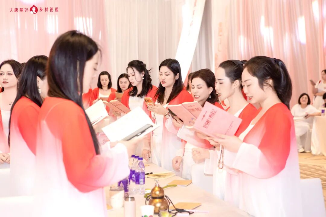 【七日正念瘦身营】是母女，亦是同窗——这门课，凭什么让母女俩为彼此买单？