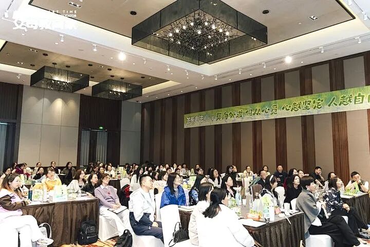 哭诉群变报喜群？王克老师学员报喜：班级第一、入团名额、情绪稳定……一个接一个！