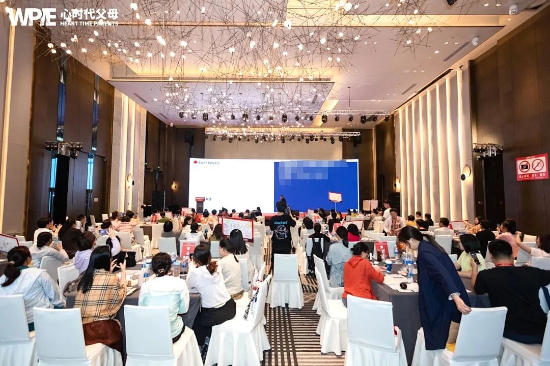 顶嘴、沉默、摔门、沉迷手机的孩子——他们不是“坏”，而是在“求助”！