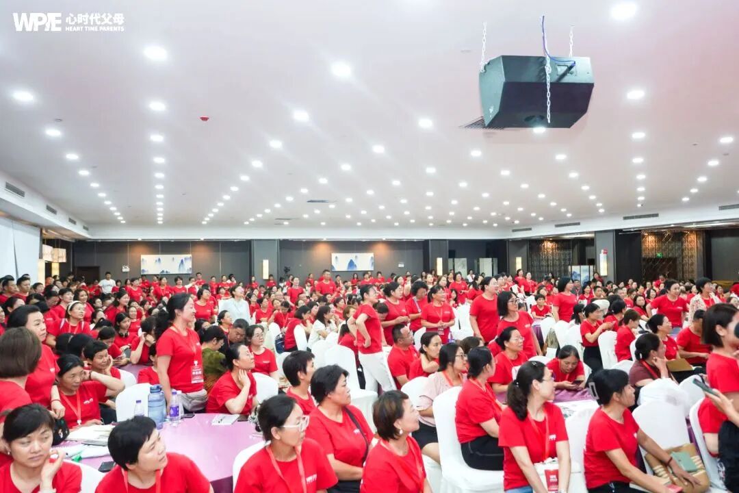 “别人为啥总欺负你，看你那窝囊样儿！”——比校园欺凌更可怕的，是来自父母的责怪