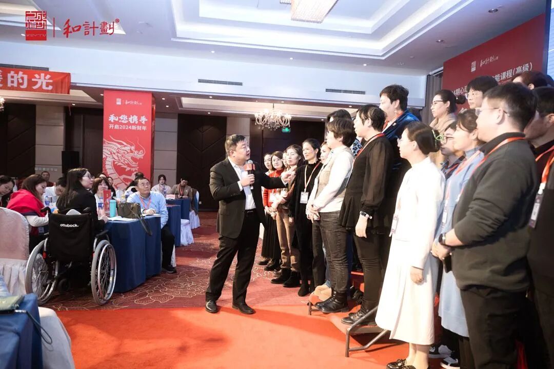 【家庭生态导师班】“我家不养废物！”——孩子厌学多年后，我把他心里的那首歌写了出来