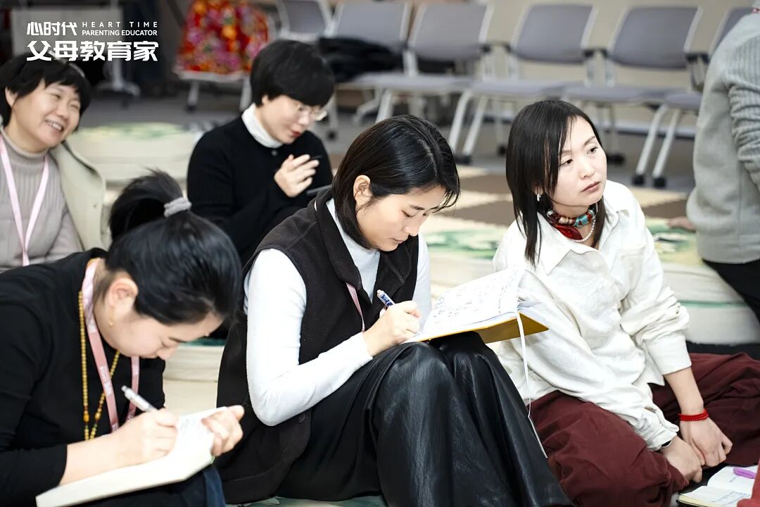 “你吃吧，妈妈不吃”——海勇老师：“醒醒吧，别让你的‘委屈’，成为孩子一生的心理债务！”
