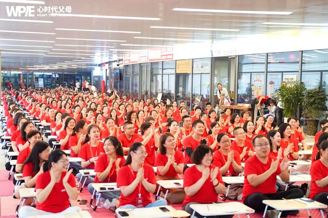 【纪琼谈家读书慧】幼儿园孩子打人？——奶奶带娃，爸妈“消失”？孩子打人只是警告