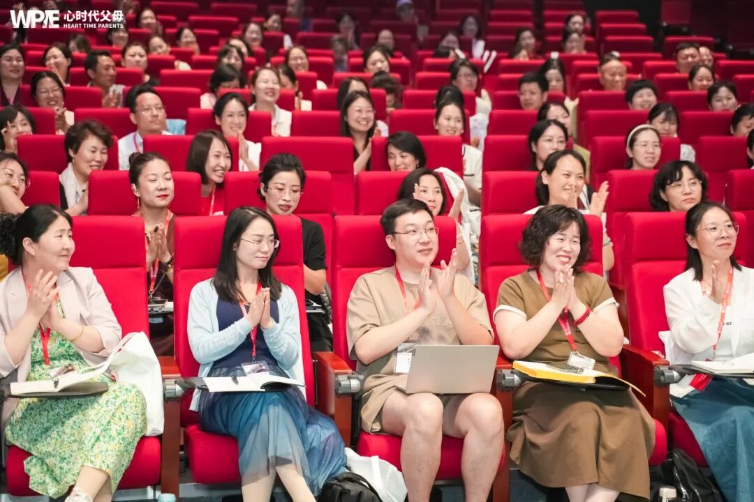 “妈妈，历史老师怀疑我抄答案！”——我的第一反应差点害了她