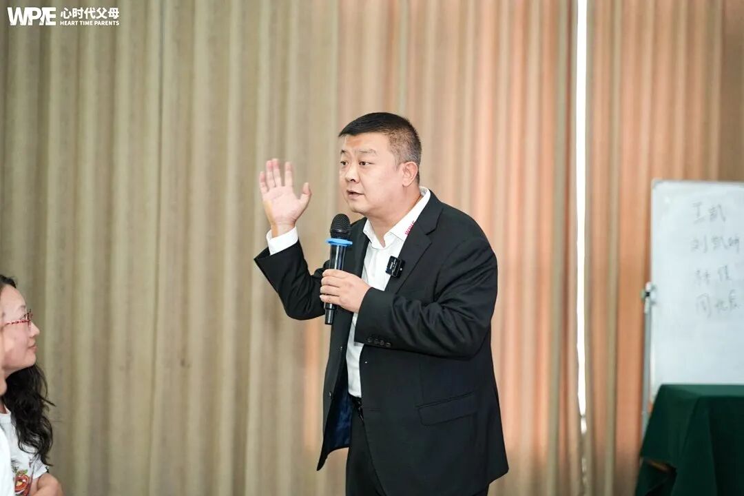 【家庭生态导师班】室友使唤她跑腿、零食被共享、东西被乱翻——而她，为何连一个“不”都不敢说？