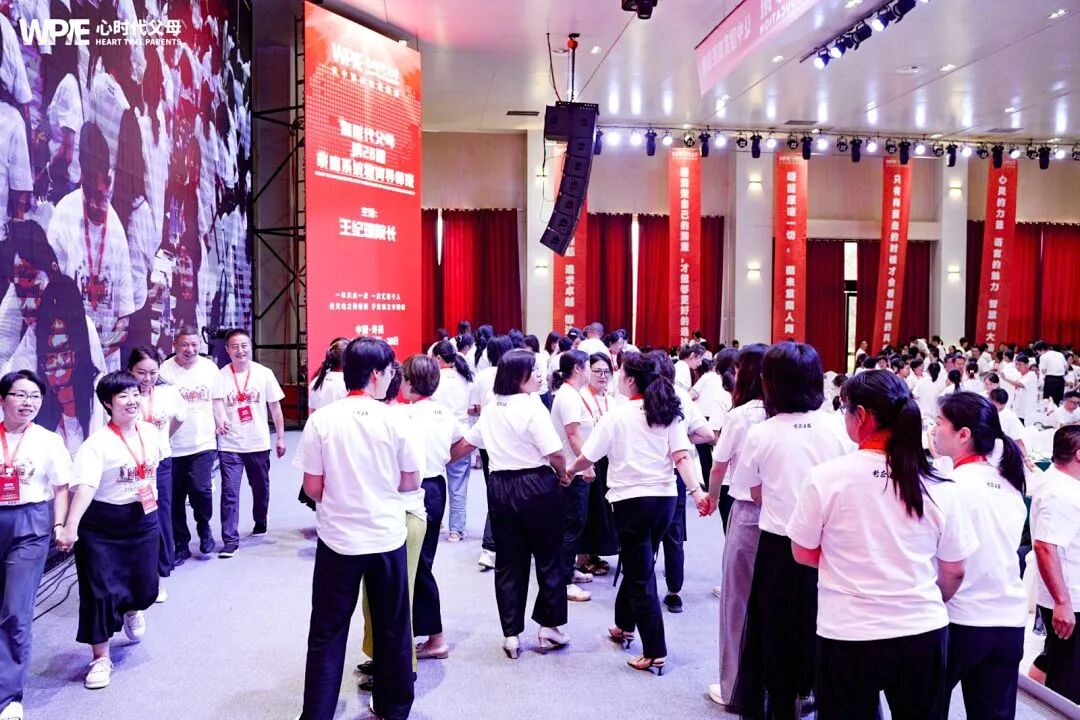 【家庭生态导师班】室友使唤她跑腿、零食被共享、东西被乱翻——而她，为何连一个“不”都不敢说？