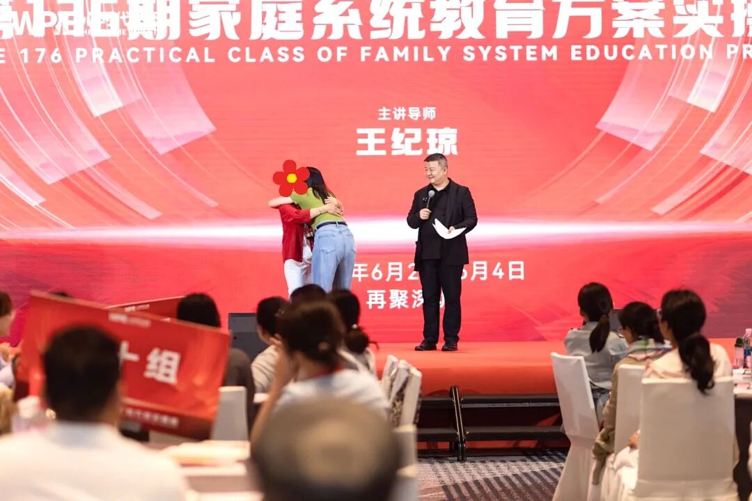 7年沉淀，1个决定，66期坚守：我把“傻傻相信”熬成了光！