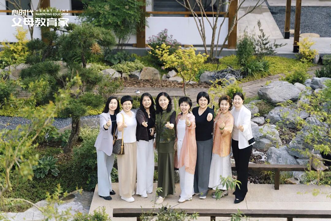 【大美君子女】梁敏老师用一颗小番茄，掰开了我攥紧的人生——我的信阳正念之旅！