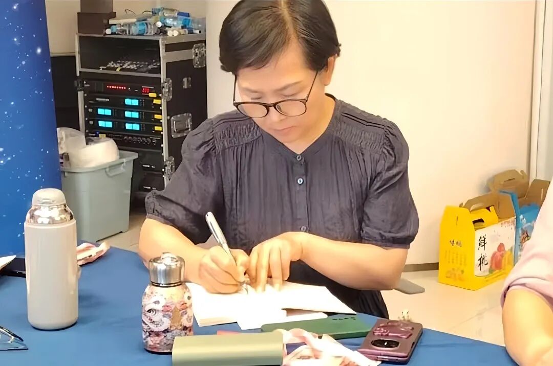 心时代的好服务，藏在细节里——何其有幸，遇见我的学习顾问亚娟老师！