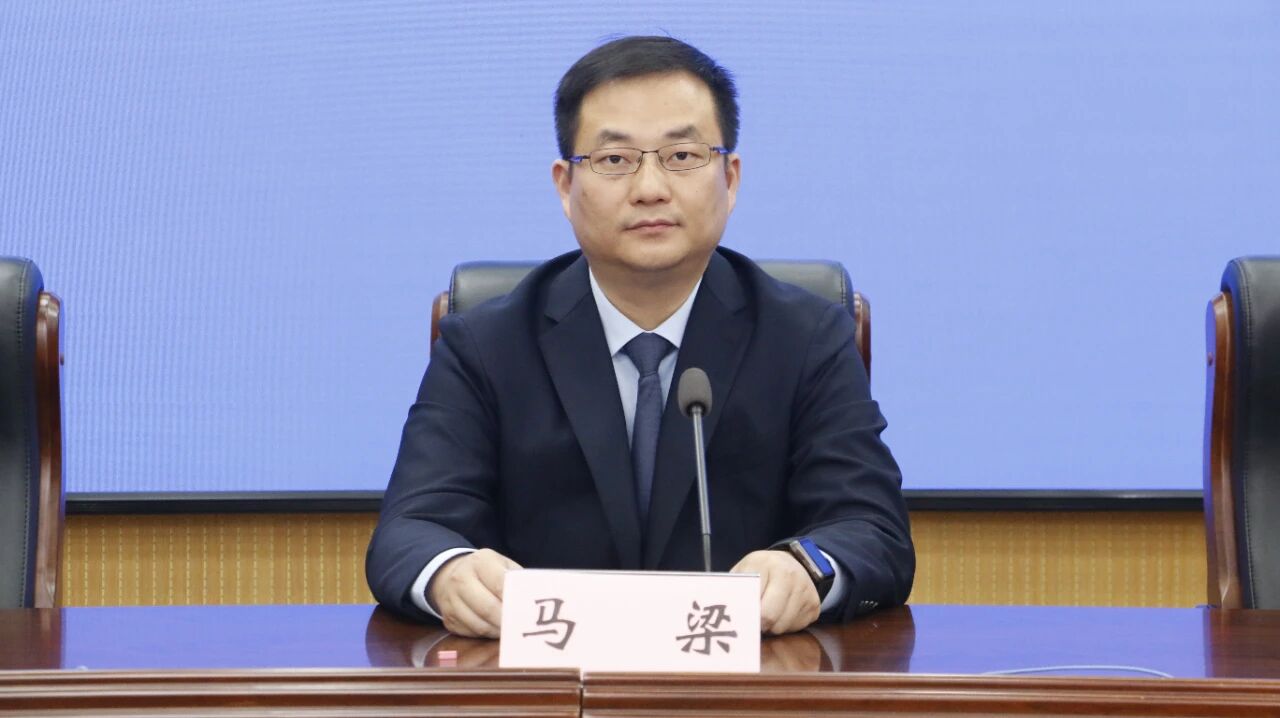 图文实录黄冈市奋战开门红县市长话经济系列新闻发布会第十场