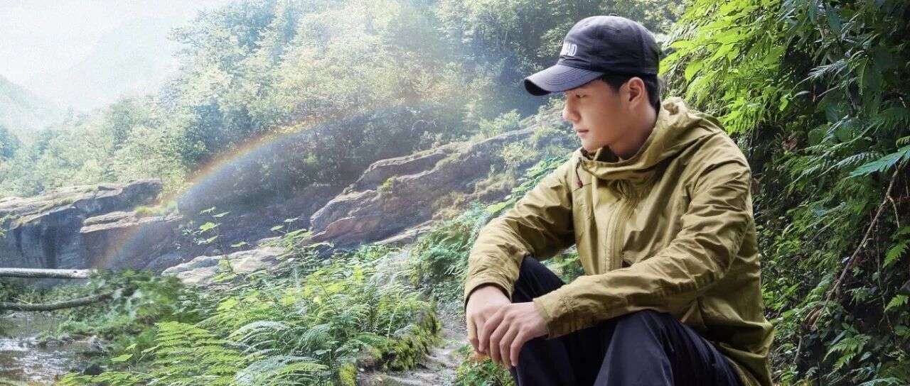 王一博29岁:当聚光灯下的人,选择转身走向旷野