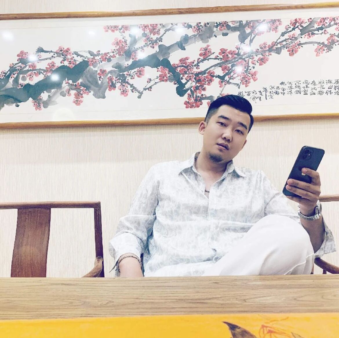 老叁很哇塞