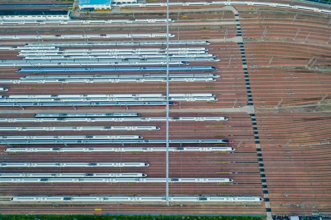 中国陆地航母集结