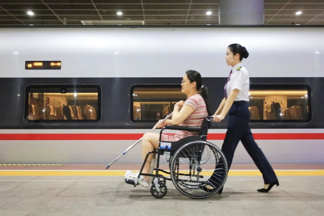 中国陆地航母集结