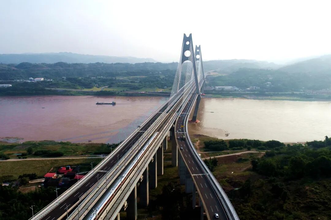 高铁开通倒计时！新车站、乘务组亮相！