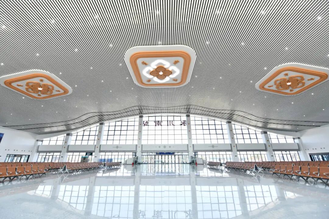 高铁开通倒计时！新车站、乘务组亮相！