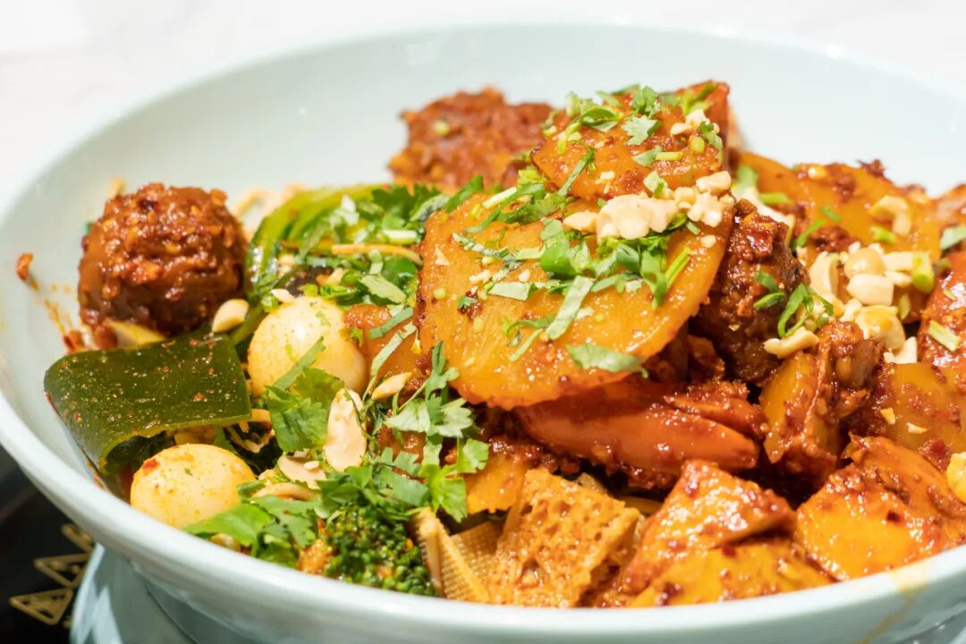 天水方向加开动车！下车就能换乘“麻辣烫专线”