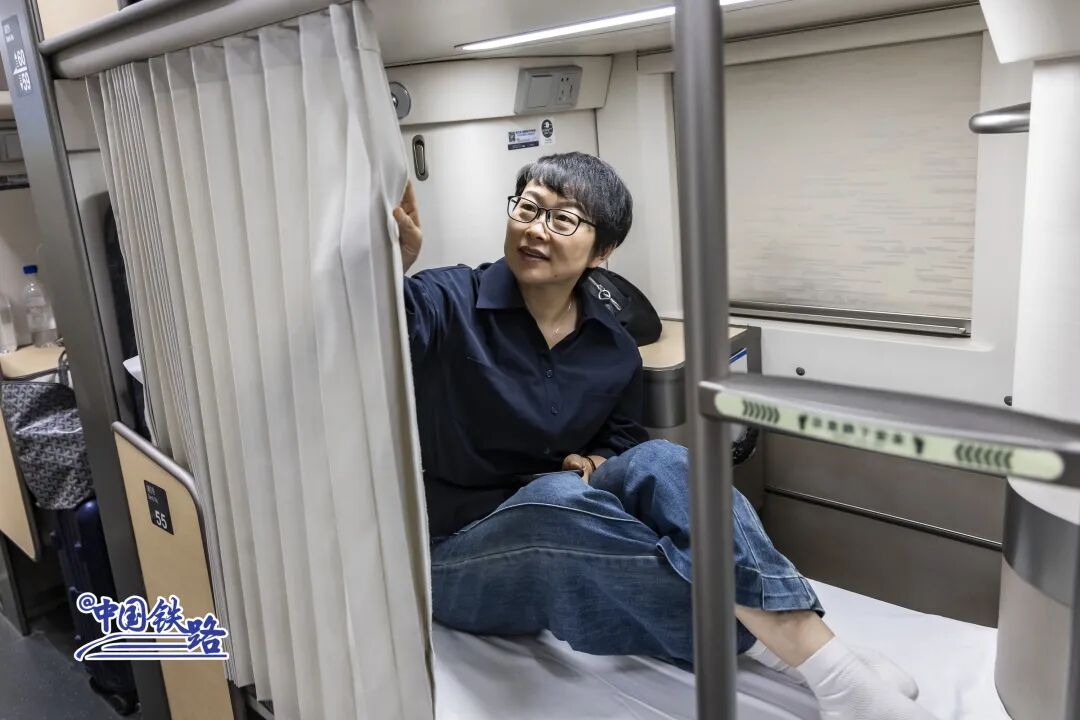 12306回应卧铺动车全是单间