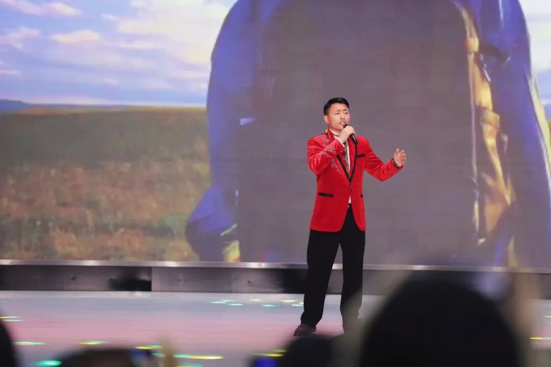 远方好物走进阿勒泰，吉木乃县委书记李林飞一行接待远方溯源团队 (10).jpg