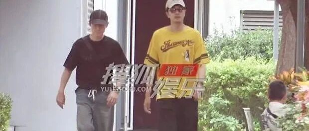 彭冠英篮球装送朱一龙回家,成年人的友情比爱情还难