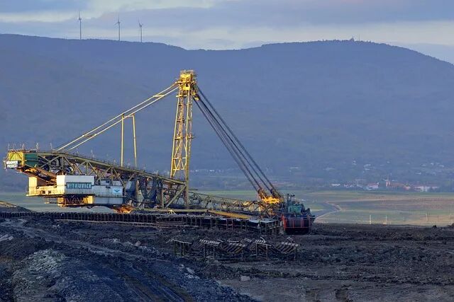 mine-2781662_640.jpg