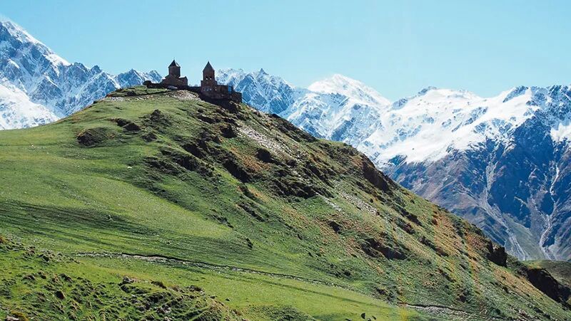 刚对华免签！却拒不出席亚运会？这个最欧洲的亚洲小国，到底藏着什么！