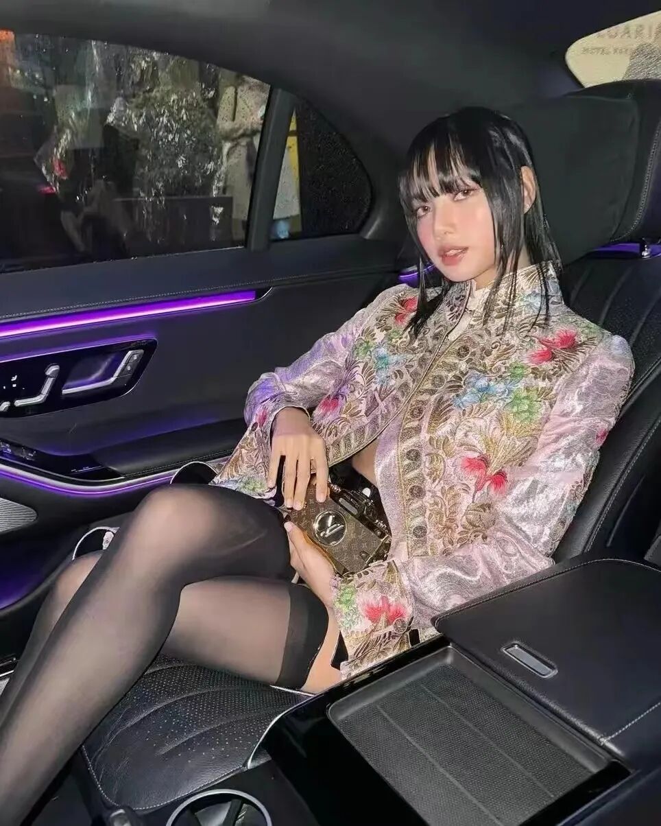 这好看吗长成这样咱还是别丢人了