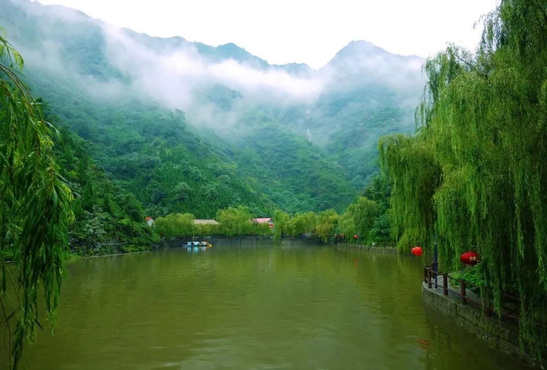 这个季节的金龙峡金龙峡风景区陕西省西安市鄠邑区关中环线将军山西侧