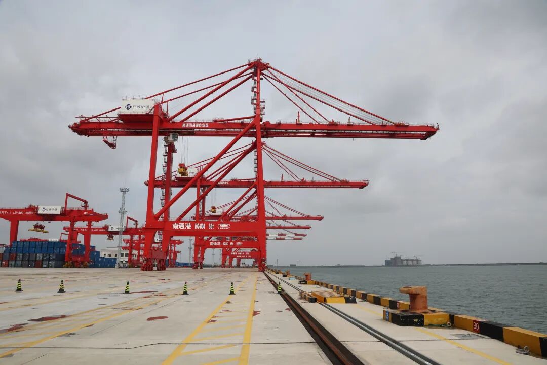 中国航务周刊记者参与通州湾媒体调研行活动