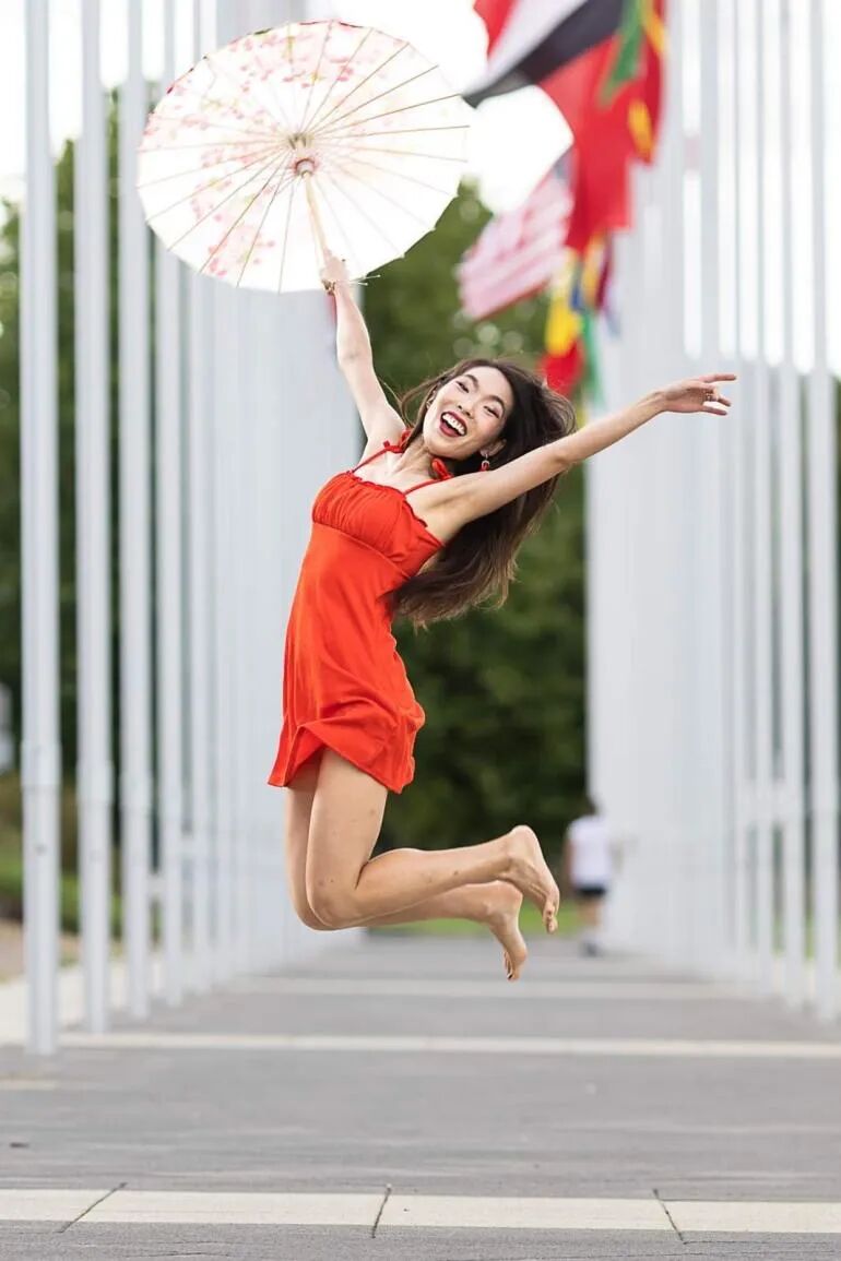 中秋晚会抢先看 | 窈窕淑女vs元气少女,两种风格,一样青春!你pick谁?