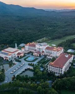 南京苏宁钟山国际高尔夫酒店·园景阳台大床房近览紫金山景致 静享悠闲时光 2晚