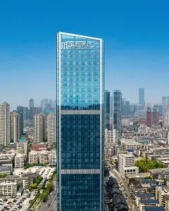 长沙五一广场IFS国金中心雅致酒店(旗舰店)·城景·雅致双床房 1晚