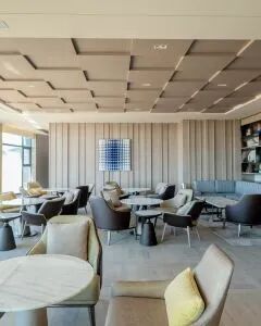 赛里木湖万豪AC酒店·AC双床房[尽览赛湖街景天际] 1晚